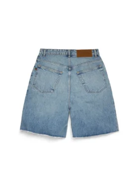 Açık Yıkanmış Denim Şort